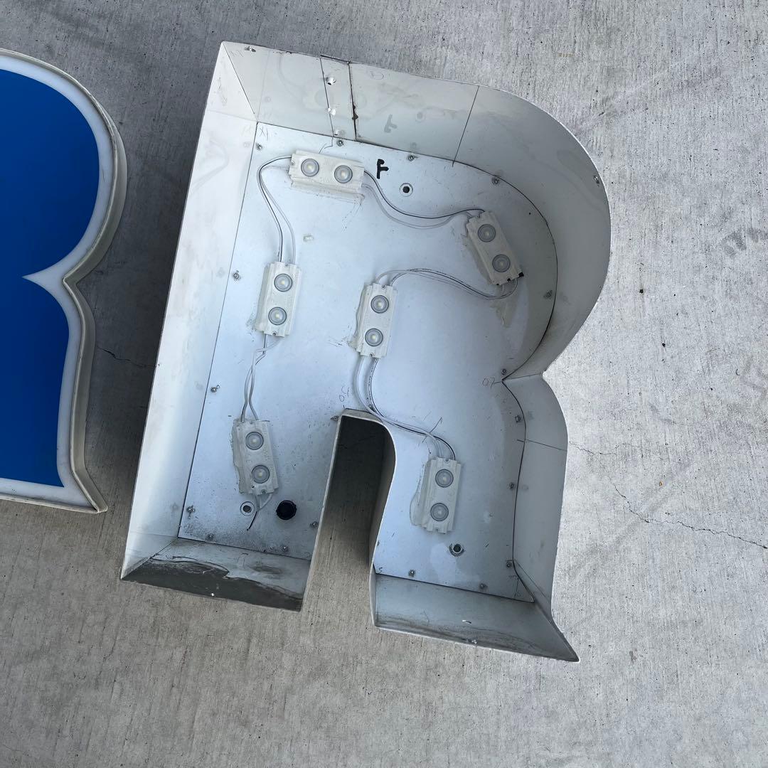 R 看板 アルファベット レターサイン 文字 アメリカ ビンテージ アンティーク