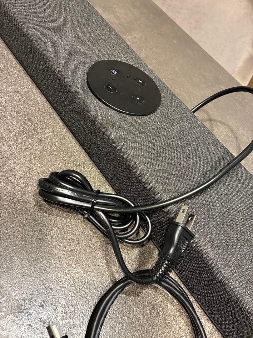 森二中　Polk サウンドバー リモコン付き