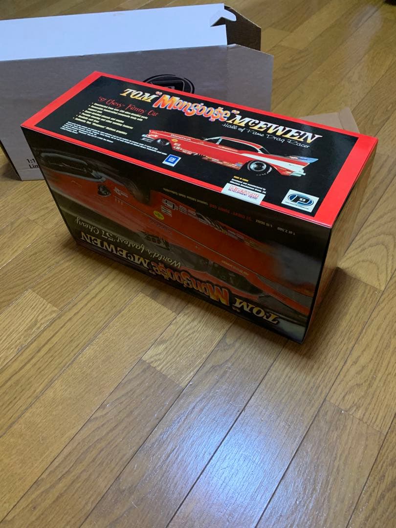 ミニカー 1:16 Tom Mon McEwen 57 Chevy NHRA