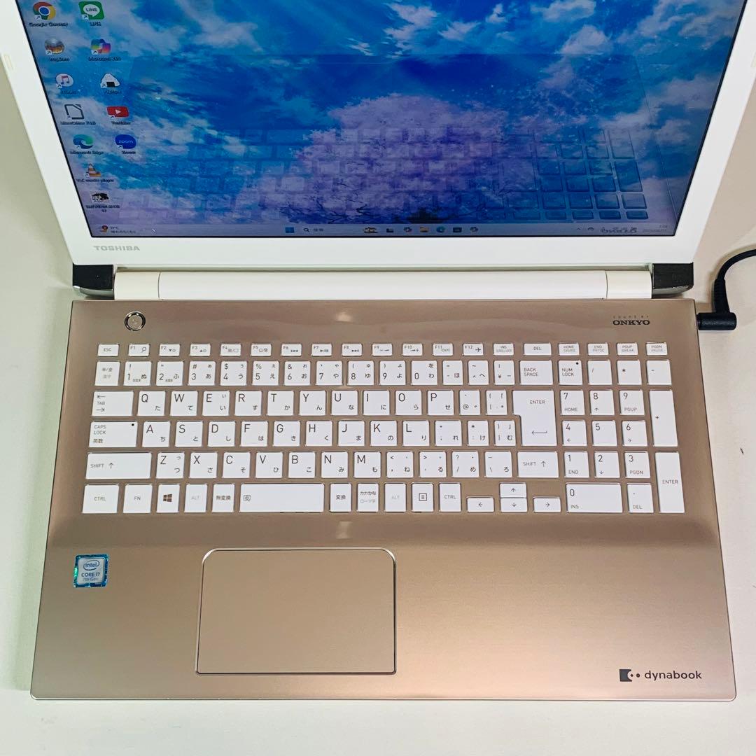 Core i7✨SSD1TB✨32GB✨カメラ✨東芝✨ゴールド✨ノートパソコン