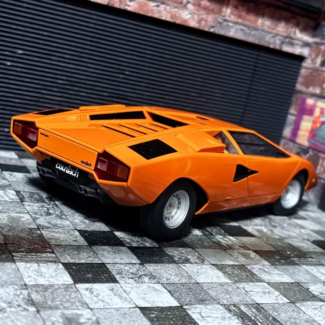 1/18 AUTOart ランボルギーニ カウンタック LP400