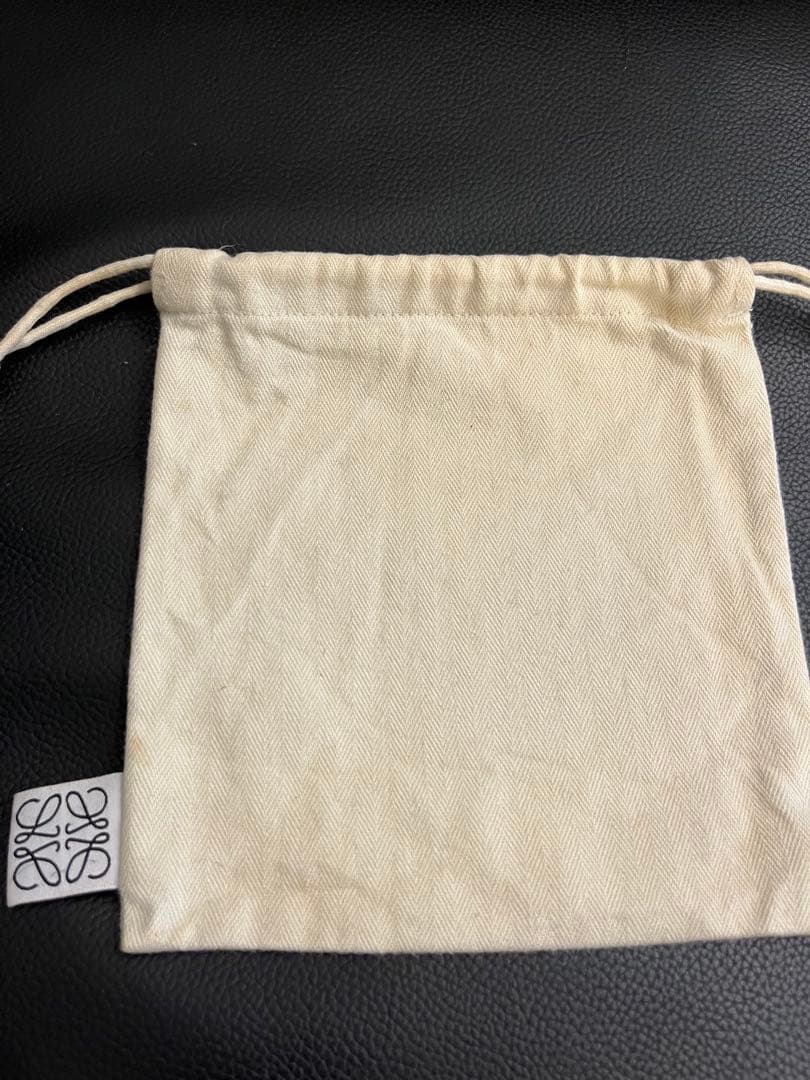 [miku(’-’*)♪ ] LOEWE 二つ折り財布