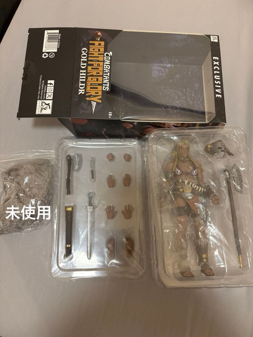 XESRAY STUDIO Gold Hilder，1/12 　６インチ