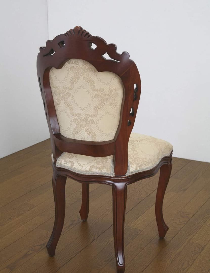 ★お買い得！人気のフランシスカ　ヨーロピアン　ダイニングチェア１脚