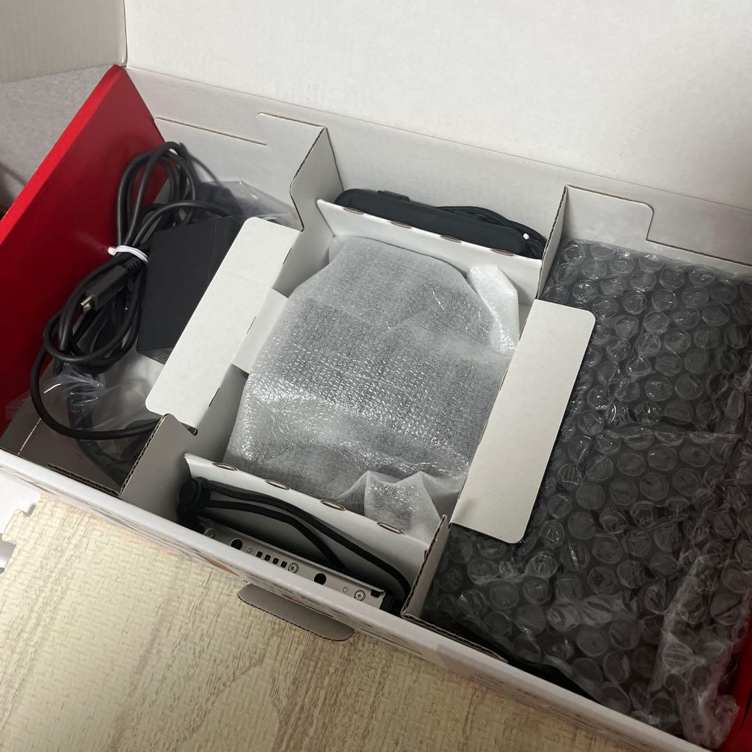 【送料無料】Nintendo Switch 本体