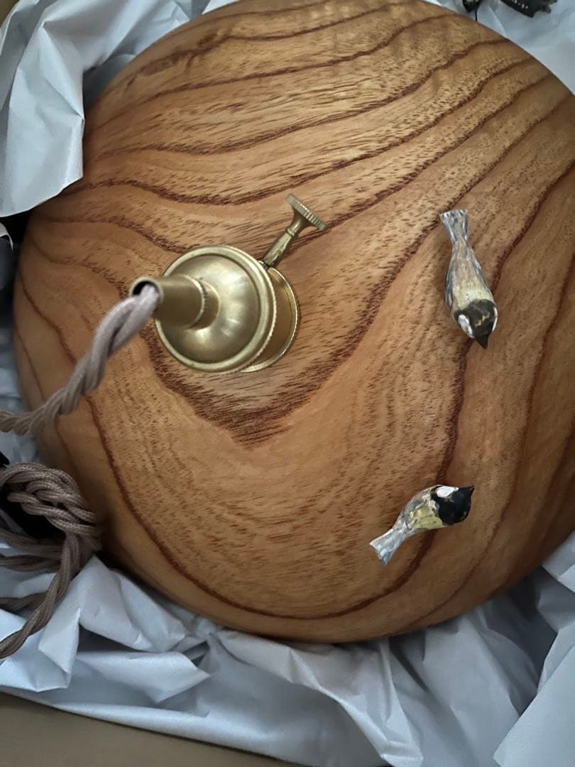 作家　 木製ペンダントライト 小鳥の装飾　工房はーべすと　鳥