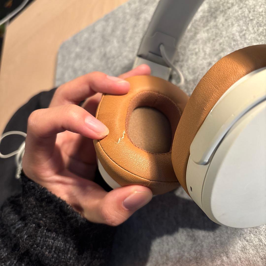 ヘッドホン skullcandy crusher wireless grayTAN