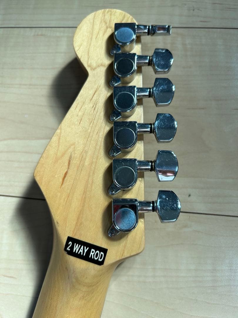 エレキギター　triumph sonic Master