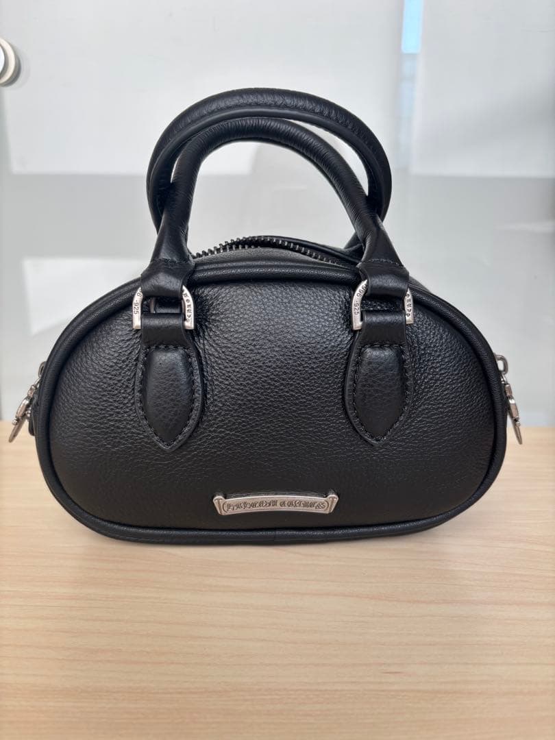 黒 レザー クロス刺繍 バッグ