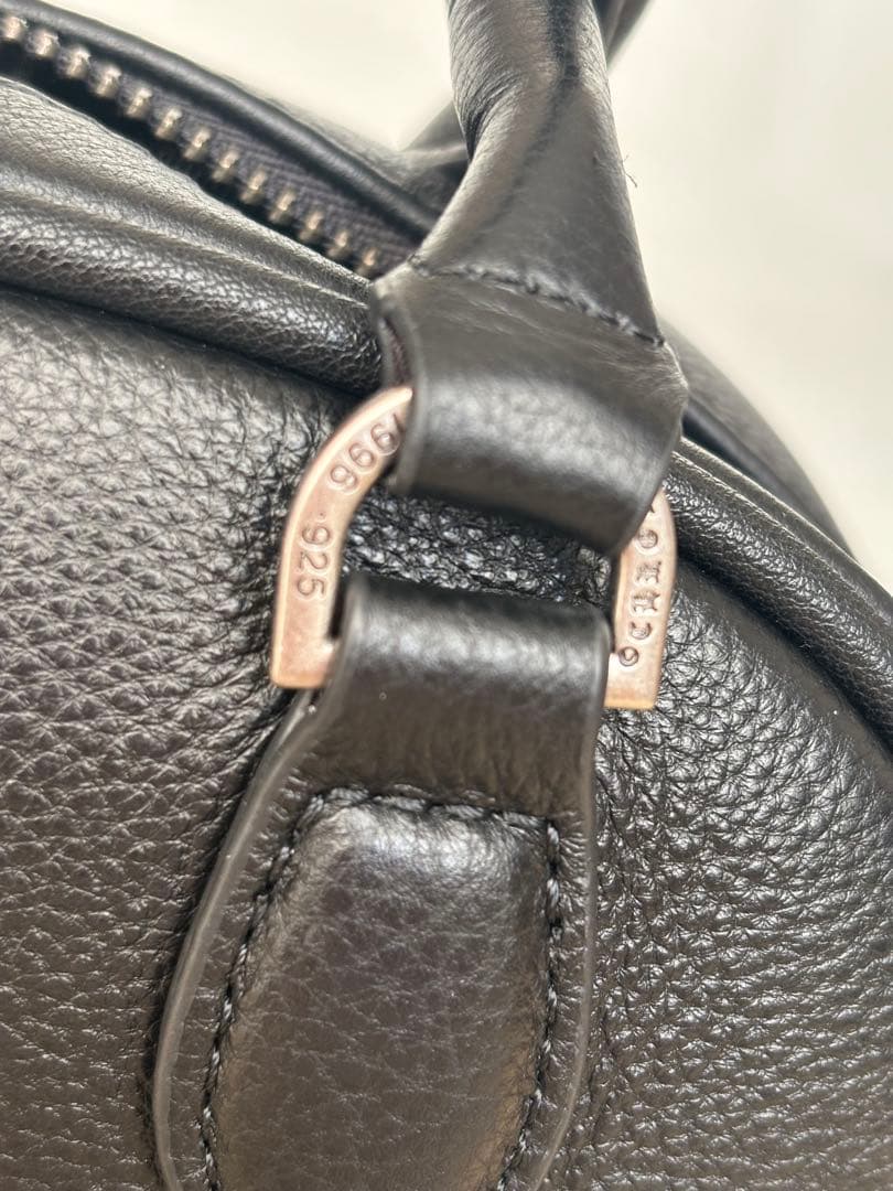 黒 レザー クロス刺繍 バッグ