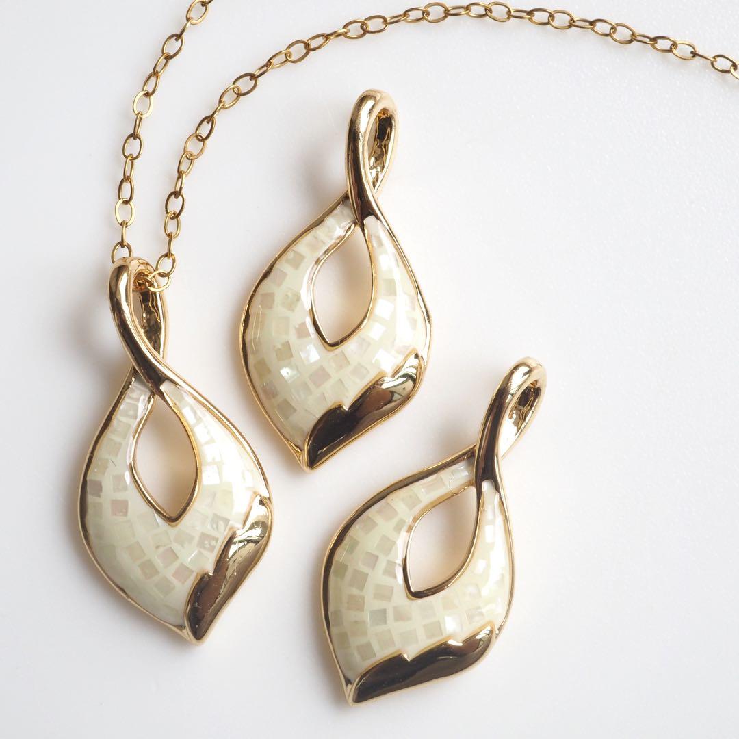 【ほぅ】天然ホワイトシェルの大粒デザインネックレストップ