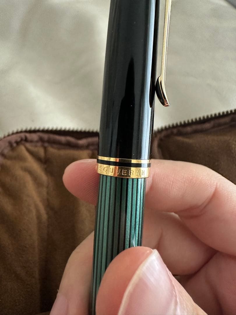 ペリカン　スーベレーン R600 グリーンストライプ　ローラーボール