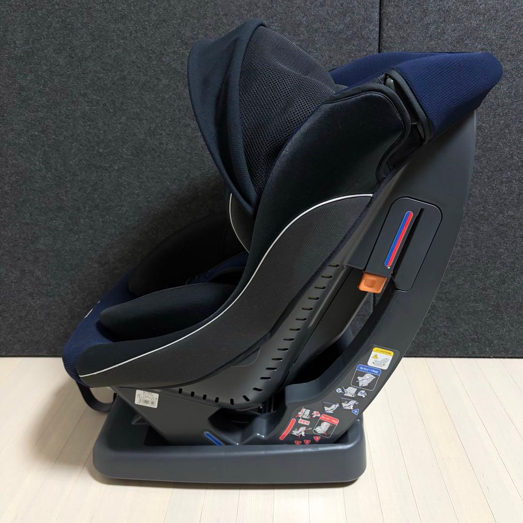 コンビ　ウィゴーグランデ　サイドプロテクション　EG DK チャイルドシート