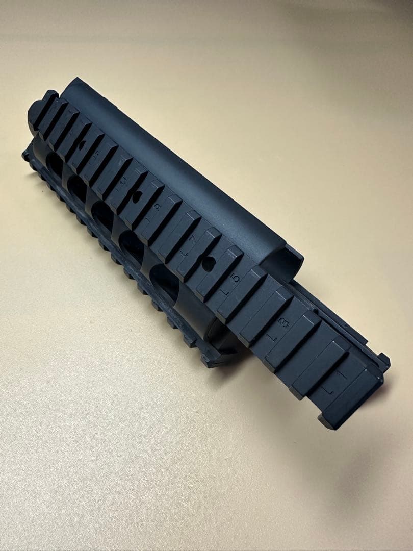 【セール/美品】東京マルイ純正 MP5用 金属ハンドガード3面 レール