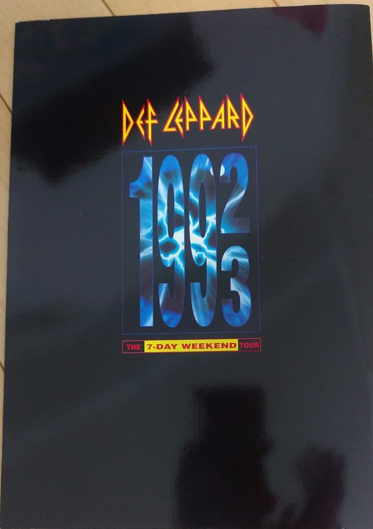 DEF LEPPARD 来日パンフレット