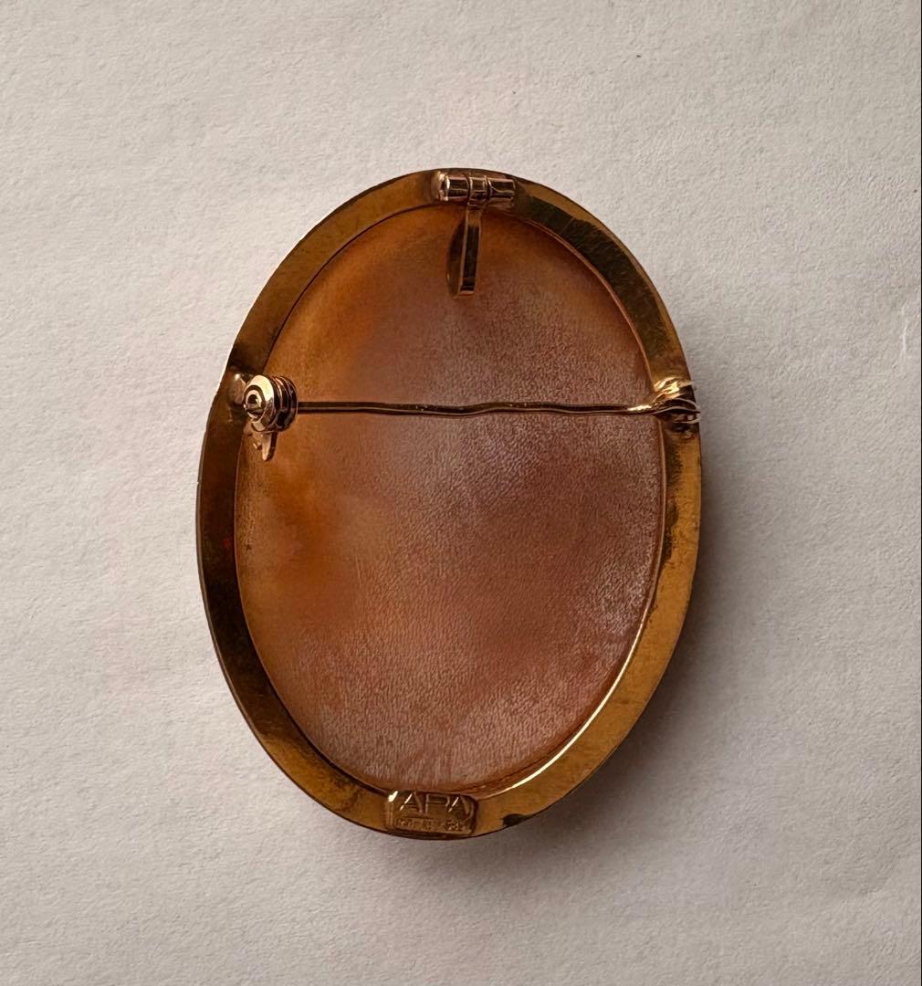 14金フレーム　シェルカメオ ブローチAPA 585 ペンダントトップ　イタリア