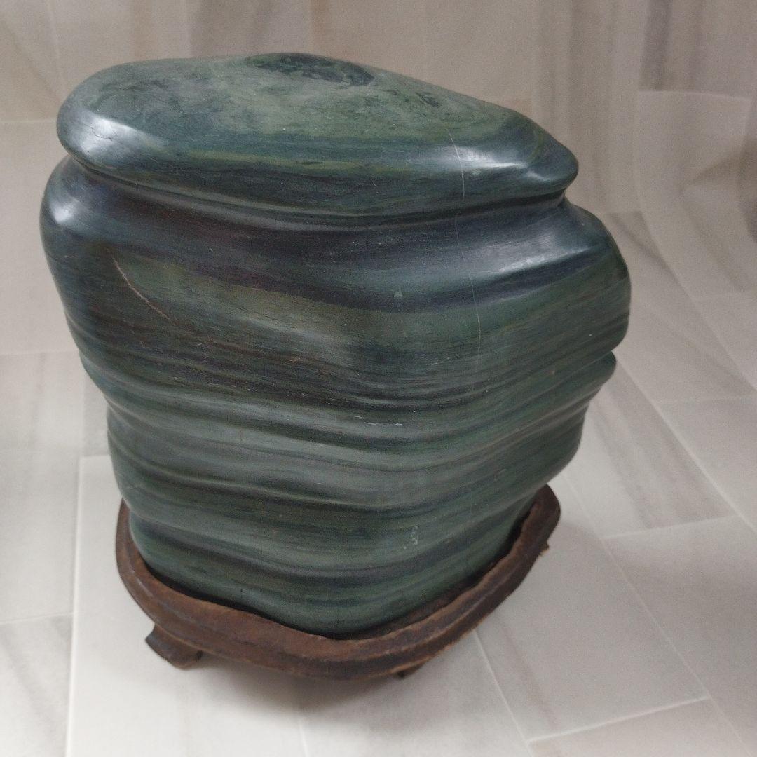 北海道　日高青虎石 10kg 　水石　観賞石　台座付き