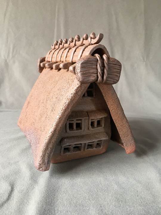 香炉 白川郷合掌造り 焼き締め