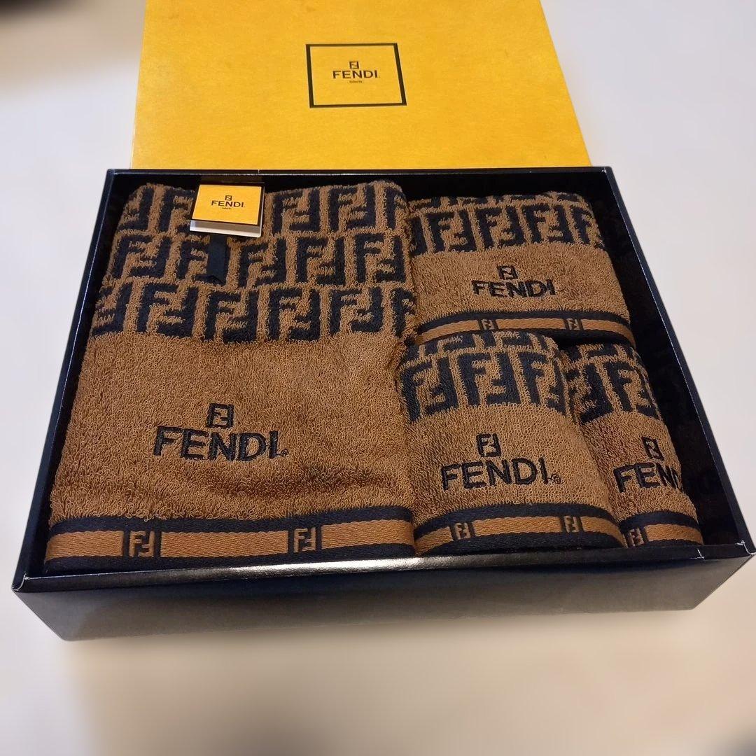 FENDI タオルセット バスタオル、フェイスタオル、ハンドタオル
