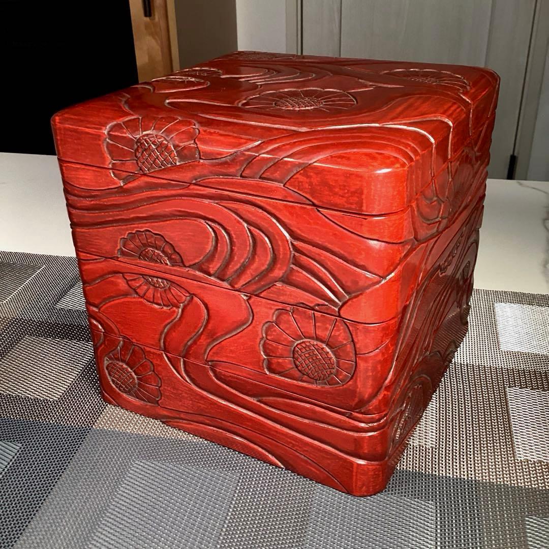 『芸術うー特価』　鎌倉彫　花菱印　三段重