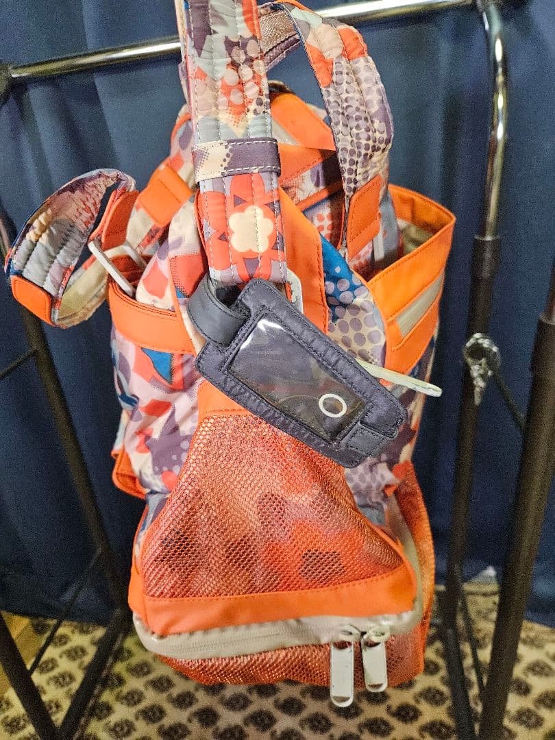 LeSportsacとステラ・マッカートニーのコラボレーションバッグ