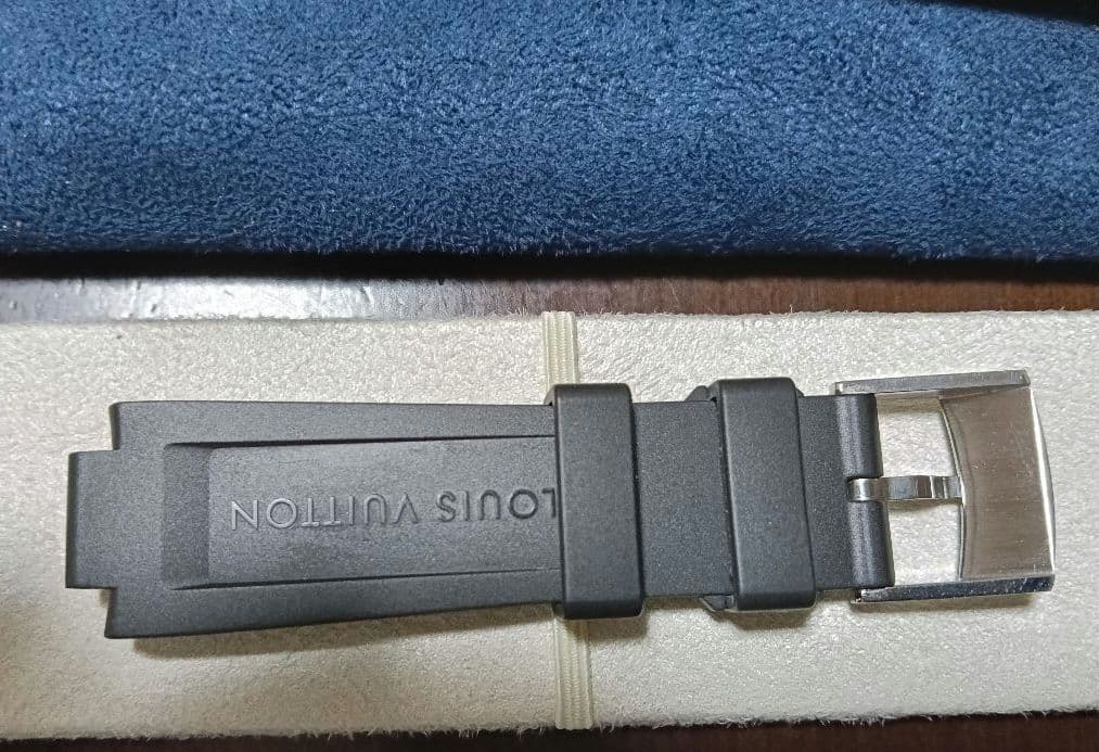 【専用】ルイヴィトン 純正 モノグラムラバーストラップ L