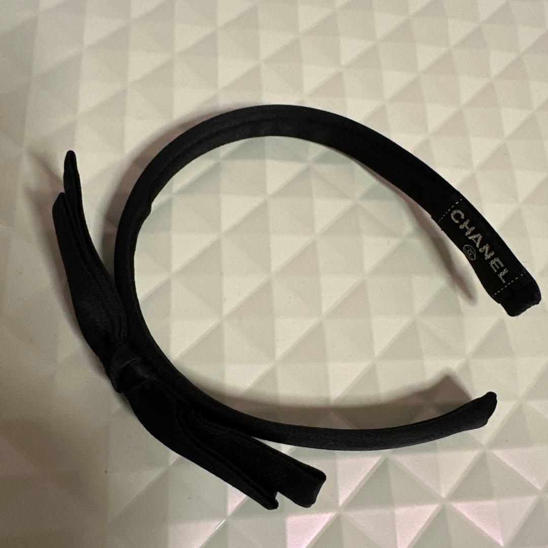 CHANEL ブラック リボンヘアバンド