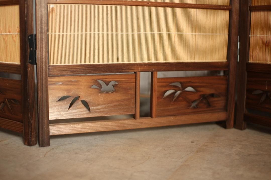 古い竹簾屏風 衝立　目隠し　四つ折り　透かし彫り　古民家　古道具