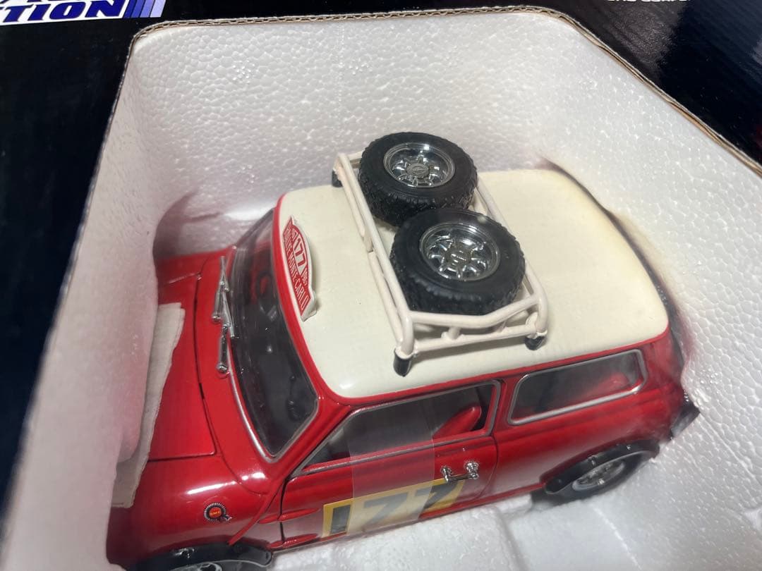 【希少絶版品!】ミニクーパー 1275S `67ラリー 京商 1/18 モーリス