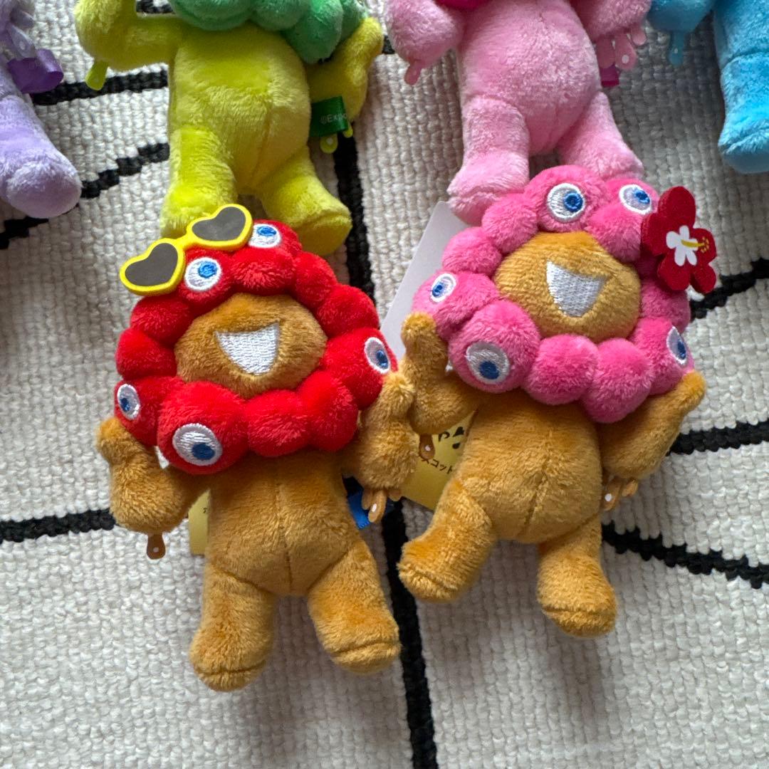 ミャクミャク　推しカラー＆日焼けミャクミャク