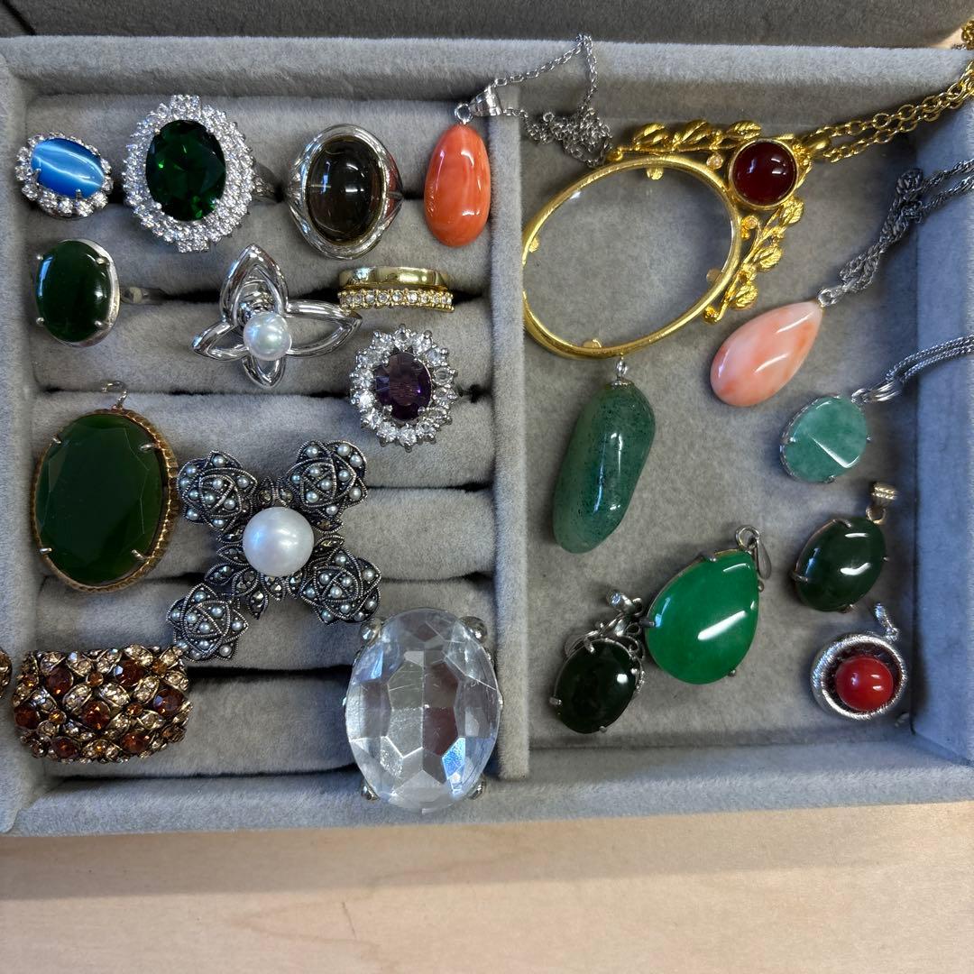 ネックレスセット 多様なデザイン48点　ネックレス　リング　ルース　ブローチ.F