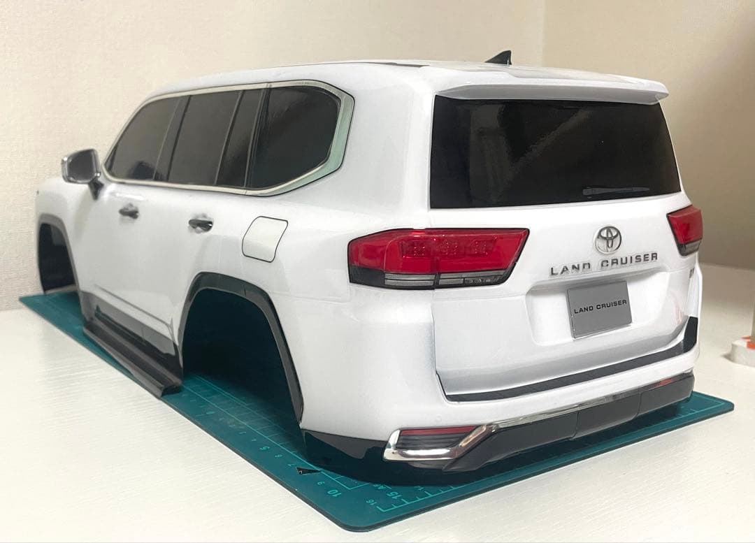 タミヤラジコンボディ　ランドクルーザー300ZX カスタムVer