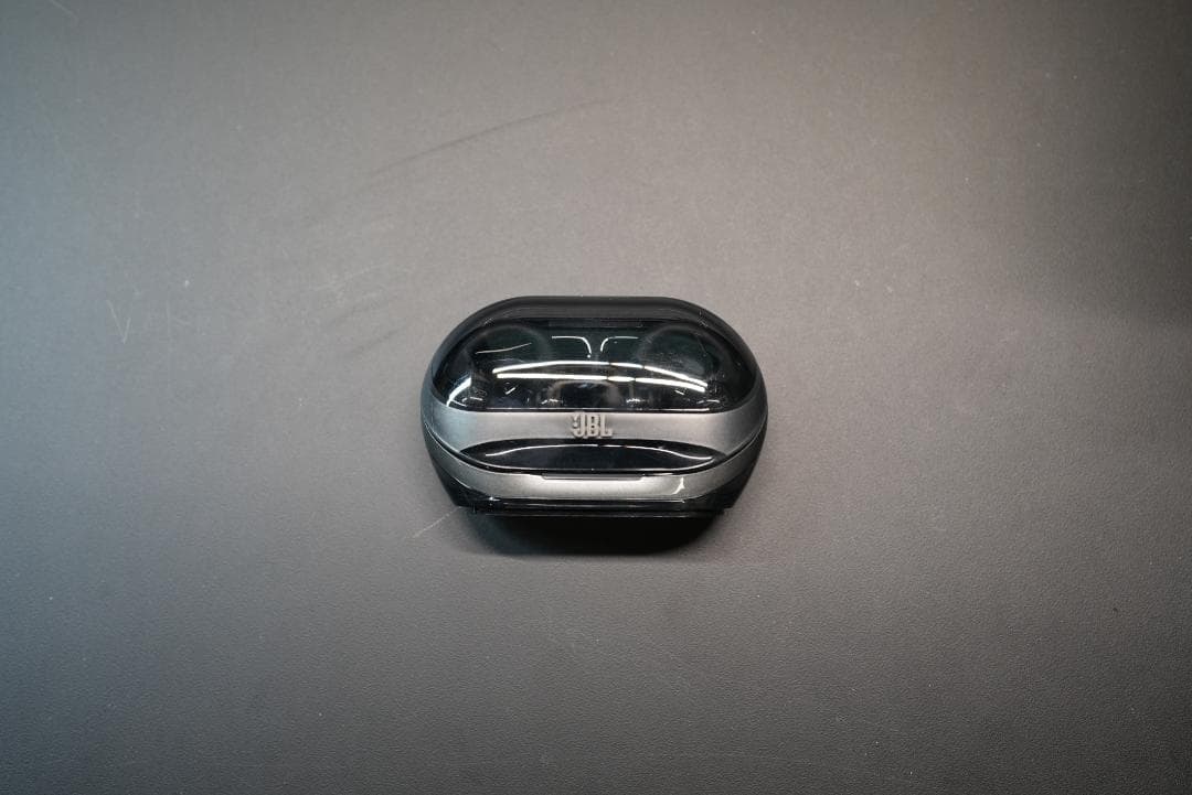 【視聴のみ美品】JBL Soundgear Clips ブラック