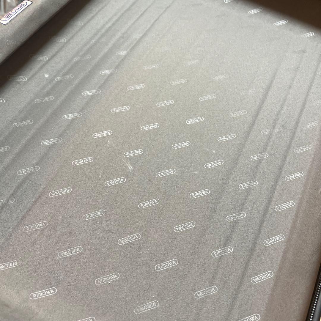 リモワ SALSA 35ℓ 2輪 ブラック キャリーケース ポリカーボネート