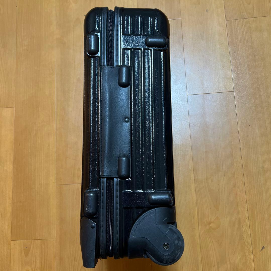 リモワ SALSA 35ℓ 2輪 ブラック キャリーケース ポリカーボネート