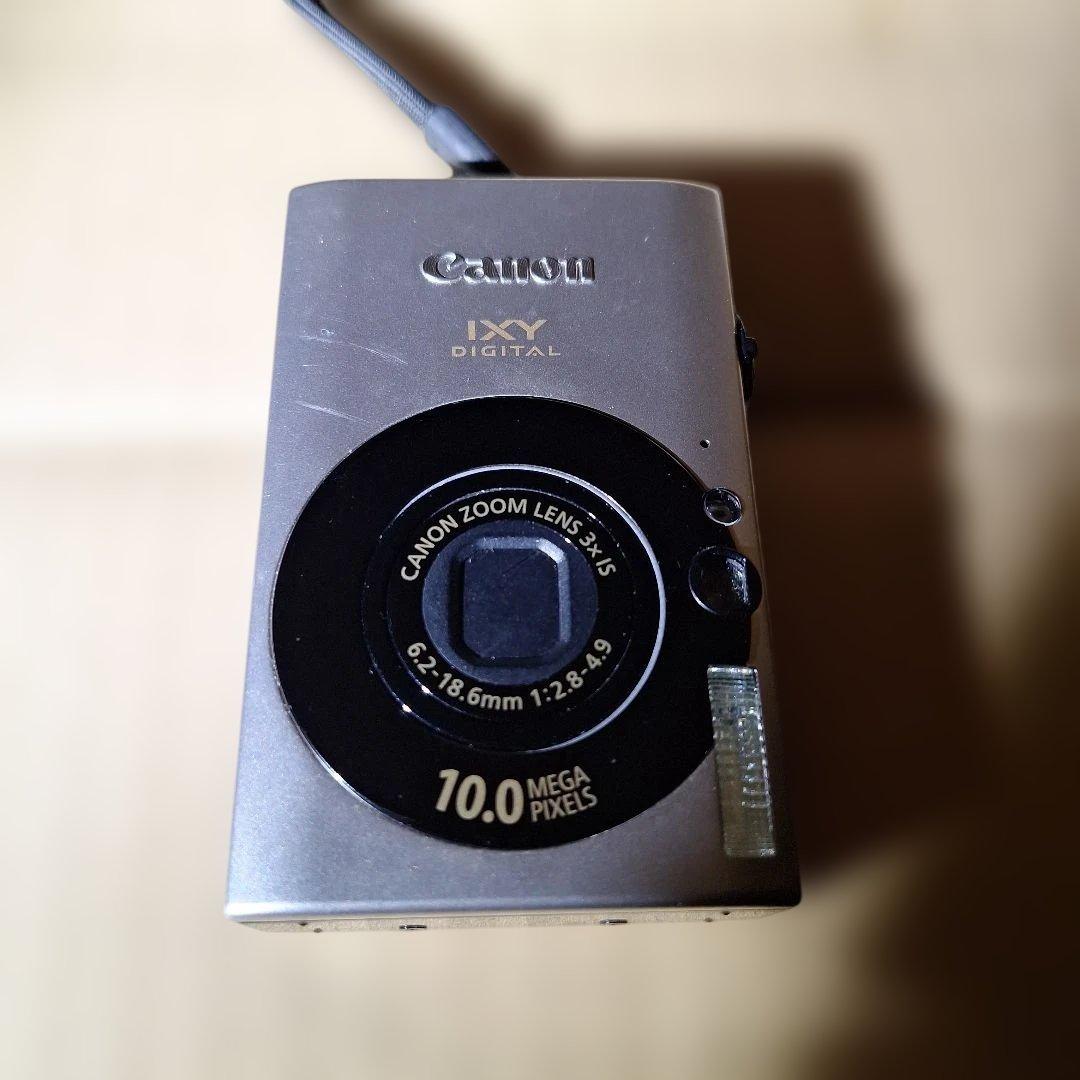 【通電確認済み】Canon デジタルカメラ 付属品つき【ジャンク品】