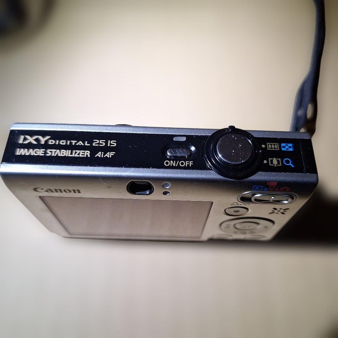 【通電確認済み】Canon デジタルカメラ 付属品つき【ジャンク品】