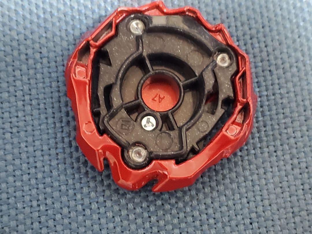 ドランバスター　メタルコートレッド3ー60GA　ベイブレードX