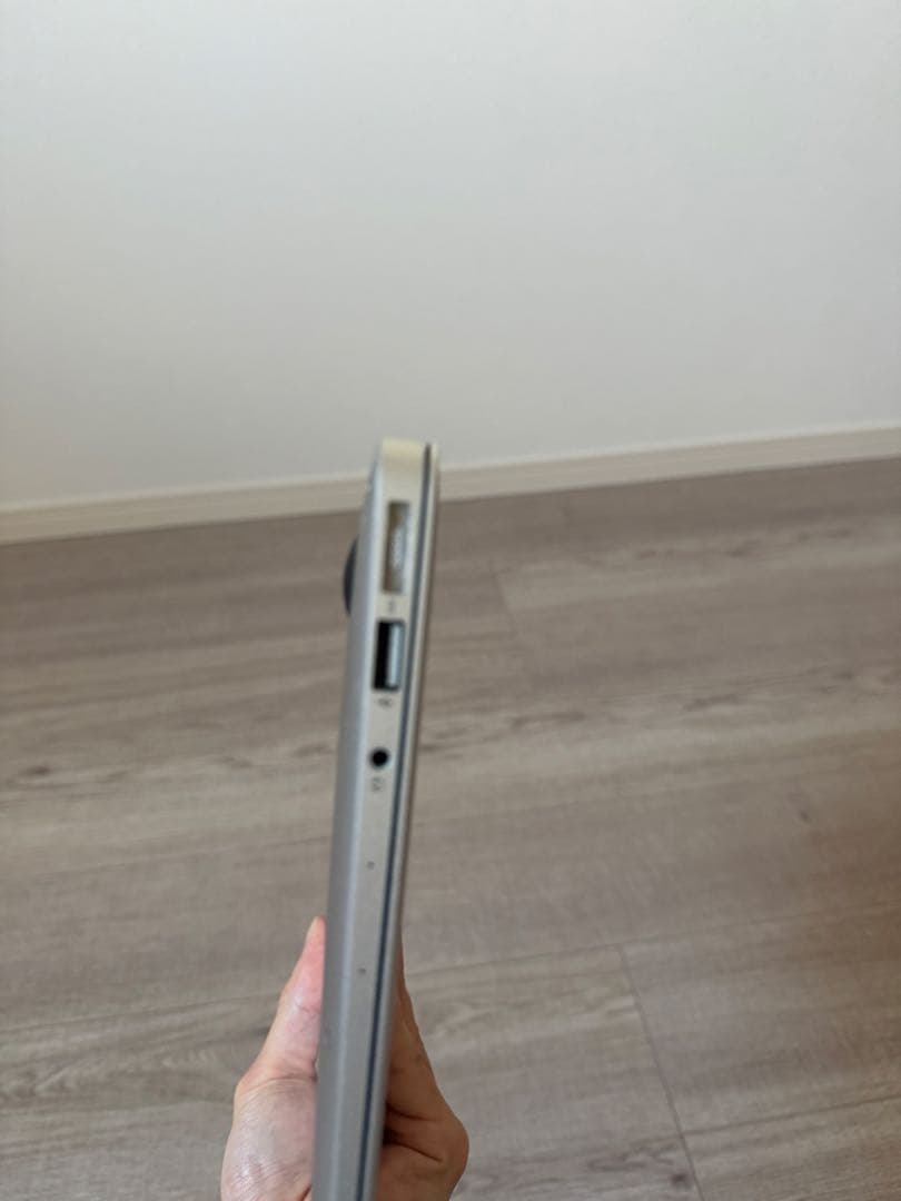 MacBook Air シルバー