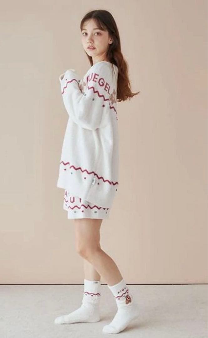 ジェラピケ上下【HOLIDAY】未使用ノルディックプルオーバー&ショートパンツ