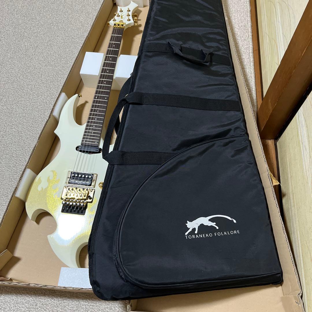 ESP とらねこフォークロア (TORANEKO FOLKLORE)直筆サイン入