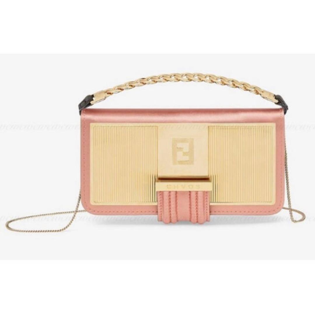【美品】FENDI x CHAOSコラボケース