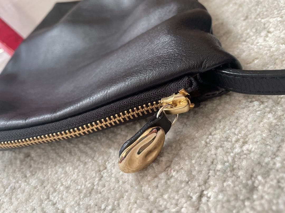 ワンハンドルバッグ　黒　牛革　日本製　ジェメイル