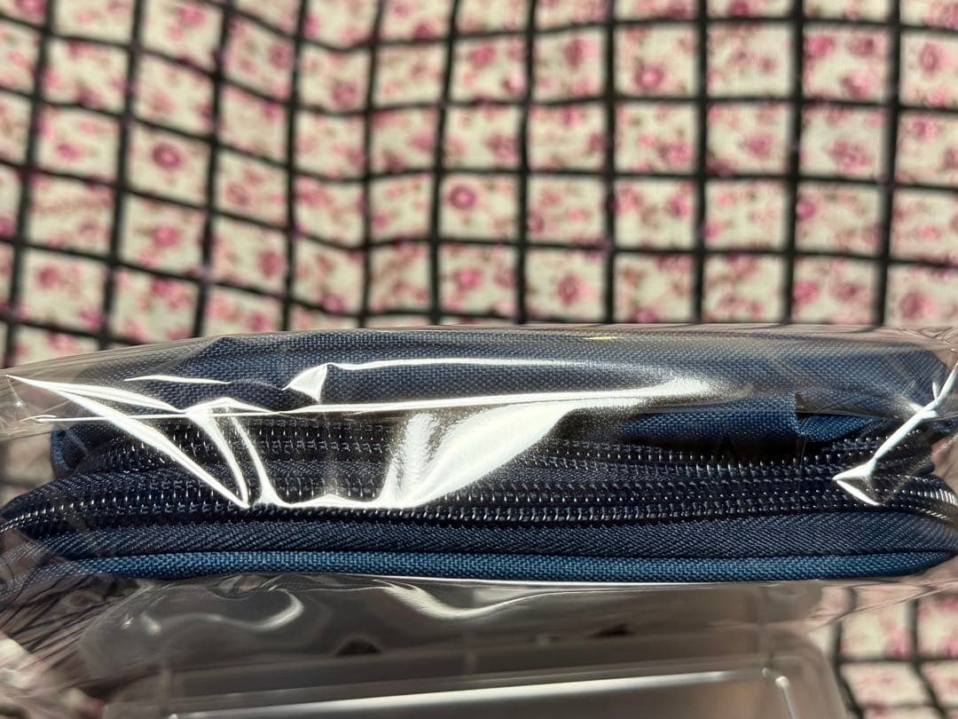 未使用　Ado イラスト ポーチ ネイビー