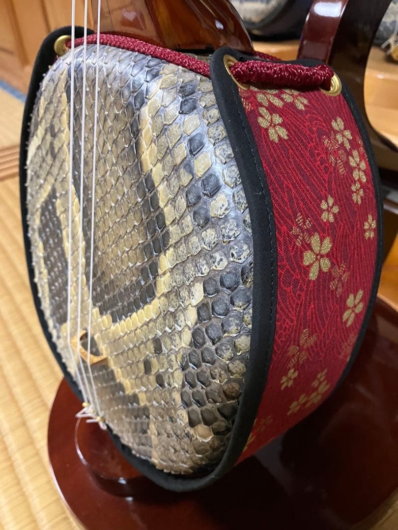 沖縄三線島クルチ真壁型本皮一枚張りスンチ塗り期間限定破格値出品