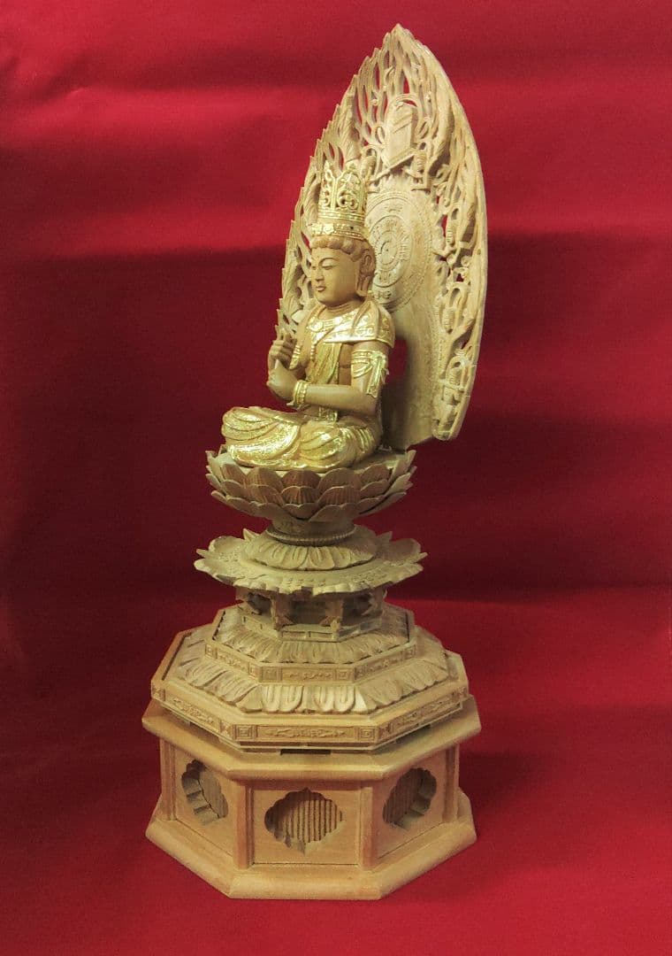 大日如来像(宝冠付き)