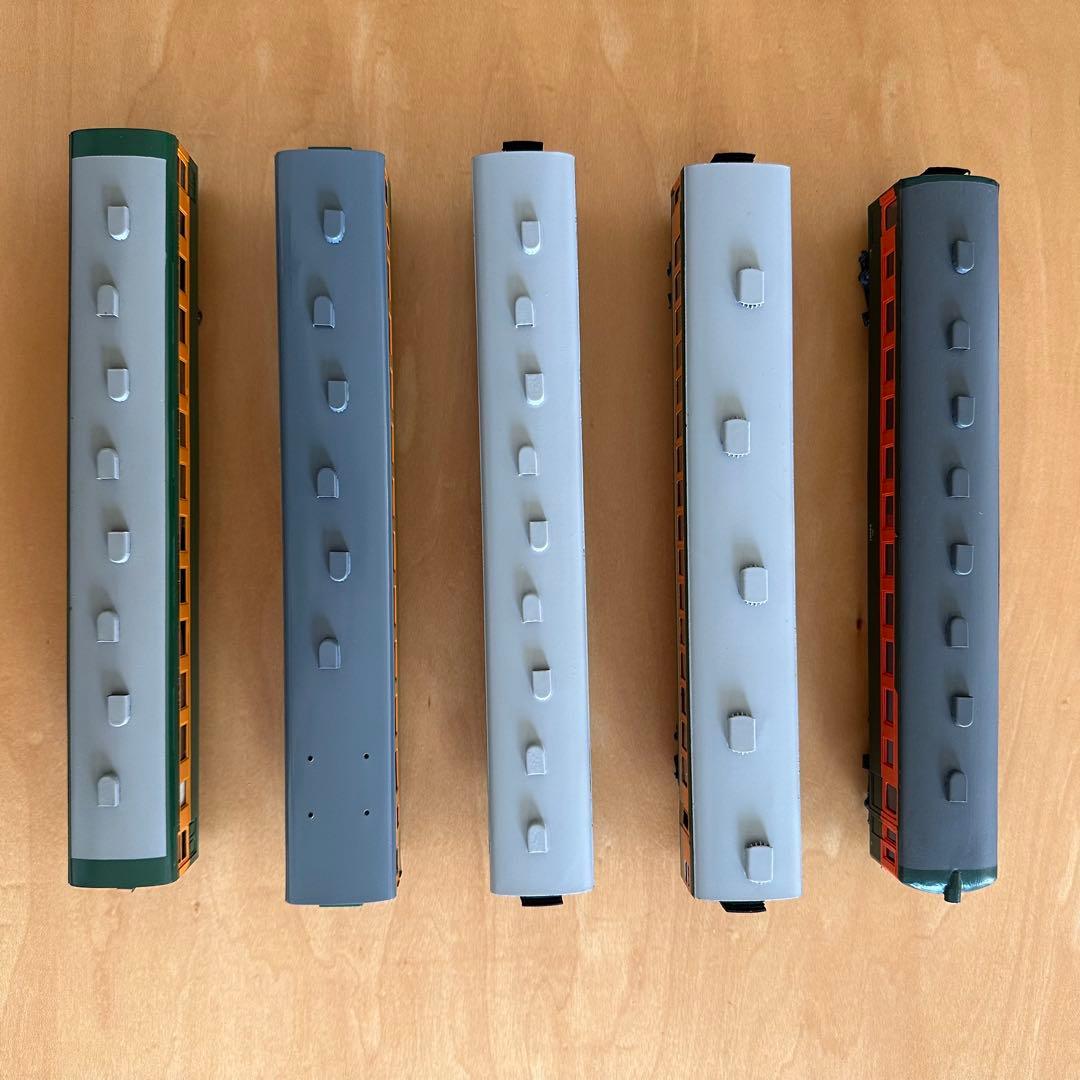 旧湘南型　80系　HOゲージ　一等車　鉄道模型　完成車　モーター付き