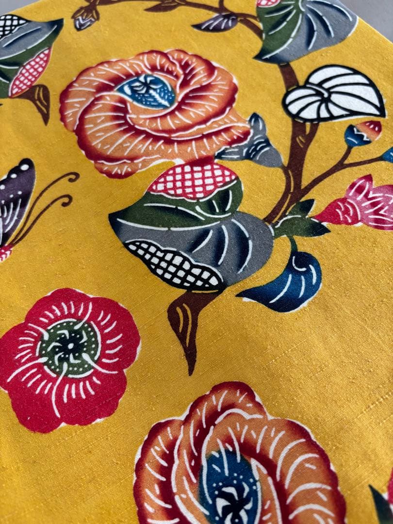 本場琉球紅型 正絹 紬地 九寸名古屋帯 ほどよく鮮やかなイエロー 美品
