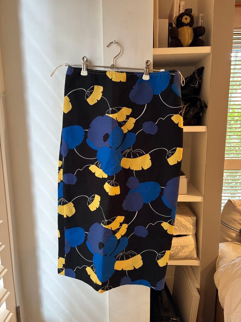 Marni 花柄スカート 黒/青/黄色