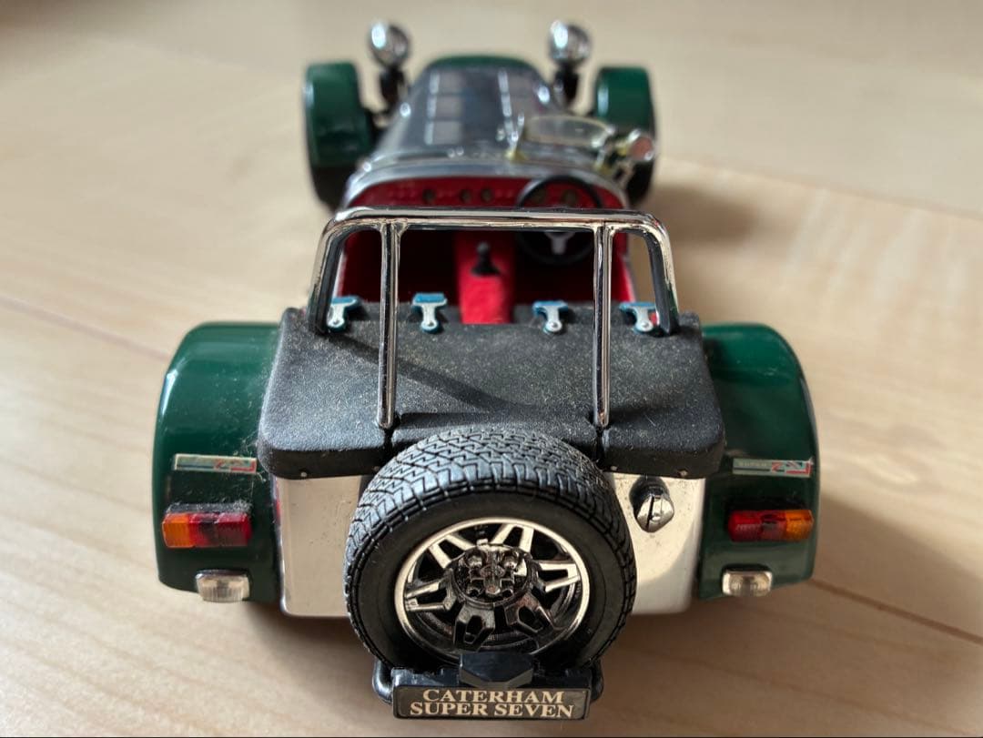 京商 1/18 ケータハムスーパーセブン